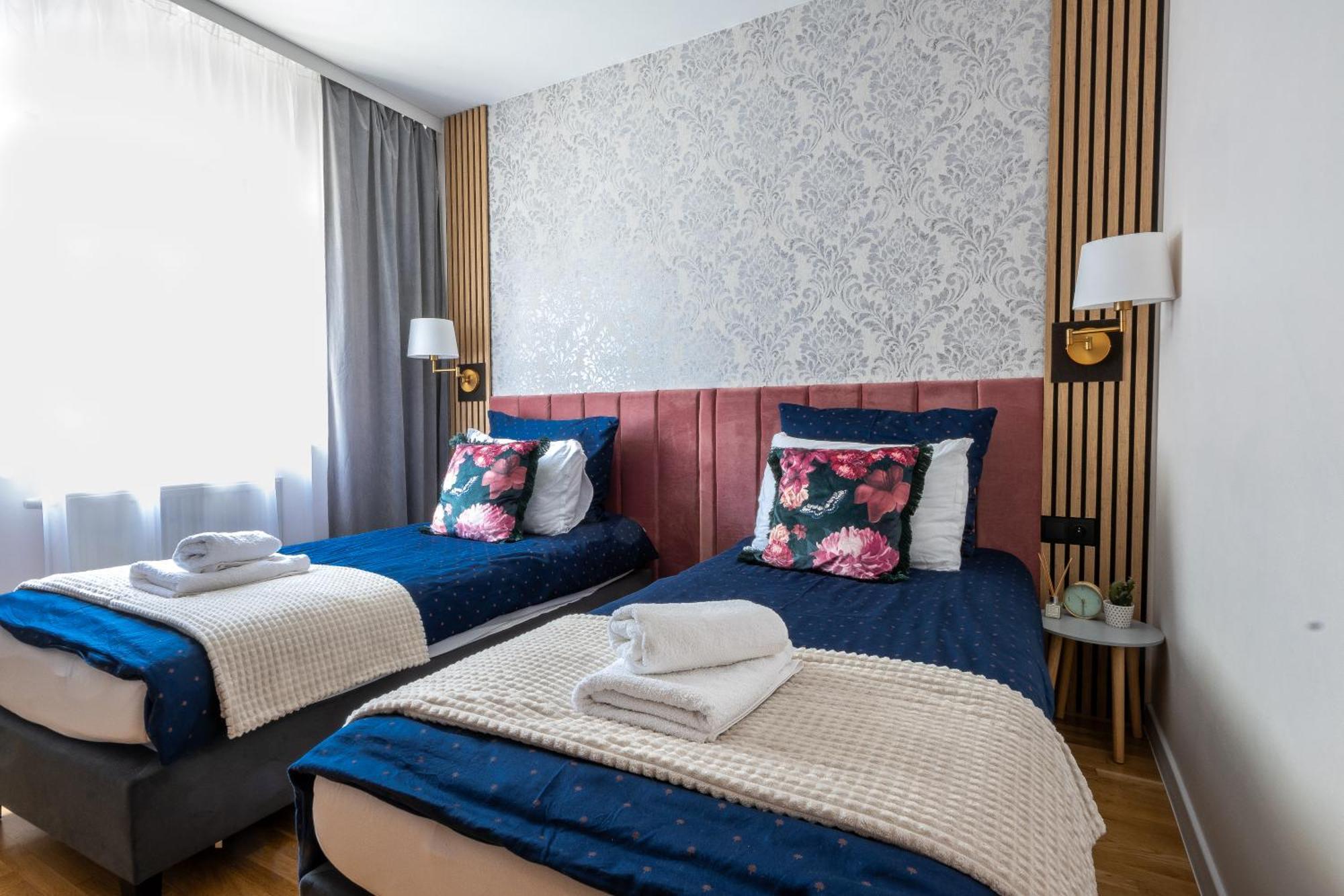 Malinowelove Aircon, 3 Rooms, Parking, Ogrod Краков Экстерьер фото